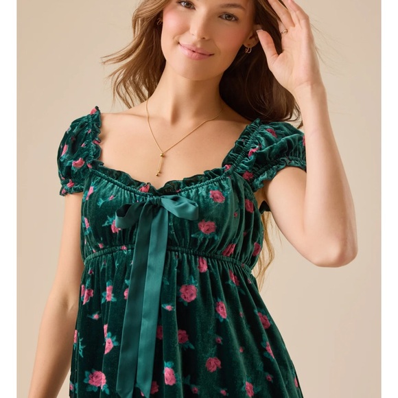 Altar’d State Velvet Floral Dress NWT - Picture 3 of 5